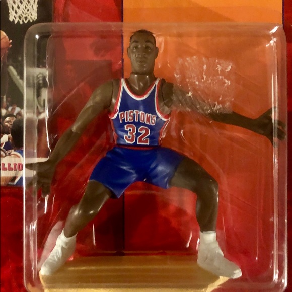 Sean Elliot 1994 Starting Lineup Figure - Picture 3 of 4